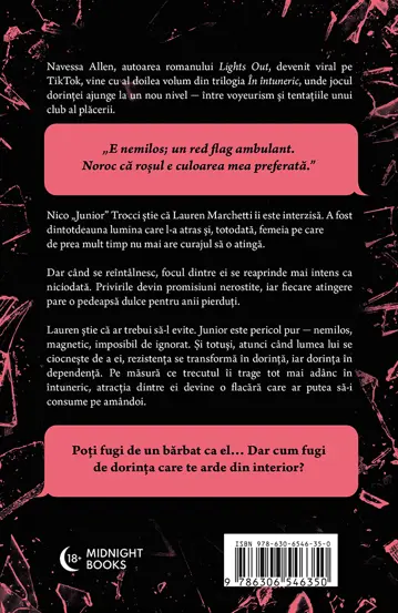 Pachet Seductia poarta camasa alba