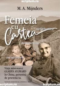 Femeia cu cartea